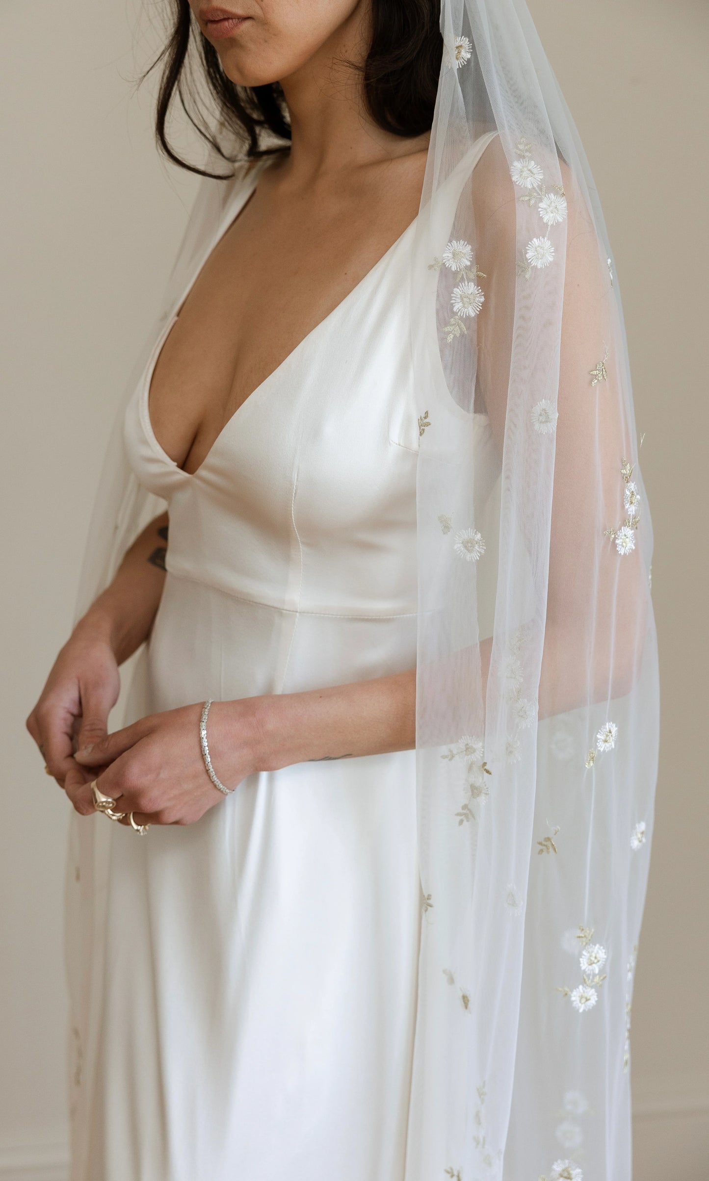 Luna Veil