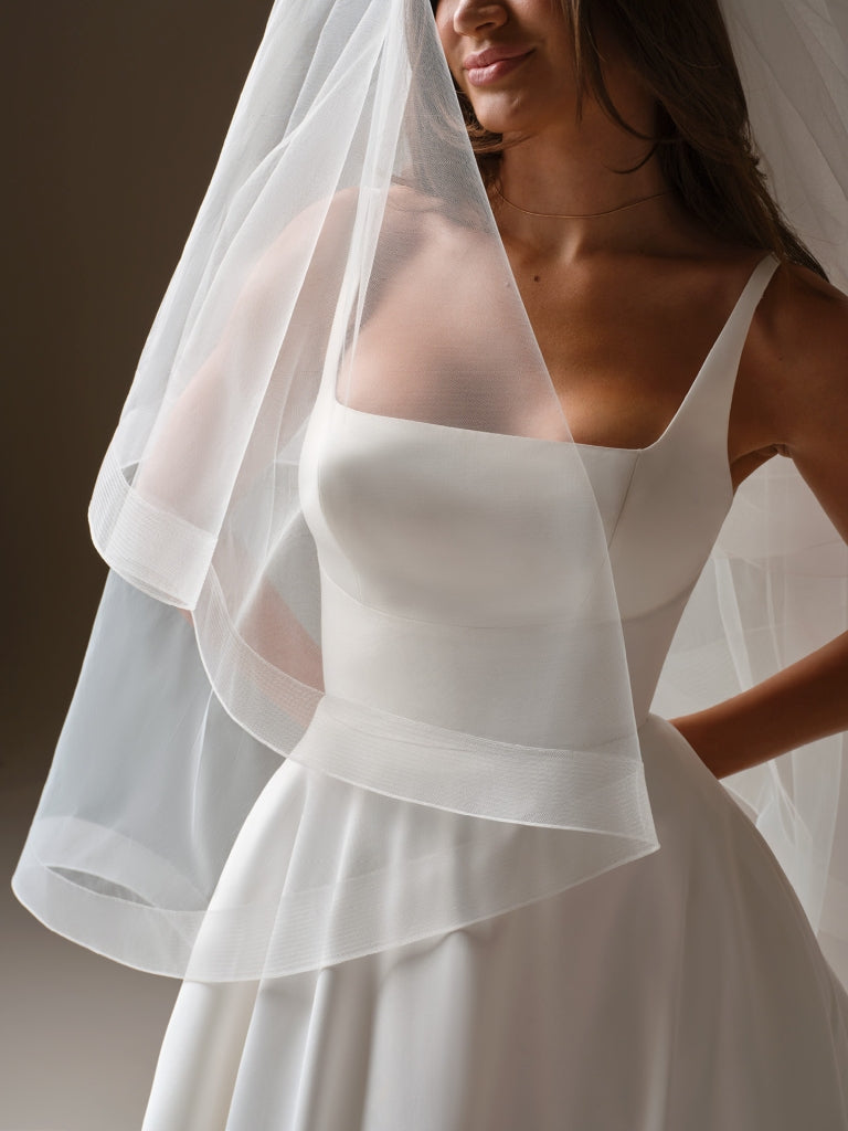 Bellissima (2" Horsehair Edge Veil)