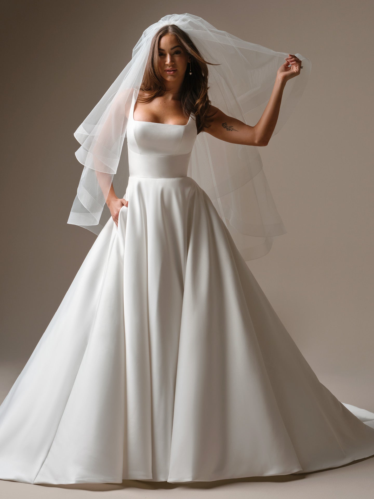 galina dress designer Galina lace wedding dress - Wedding Dresses